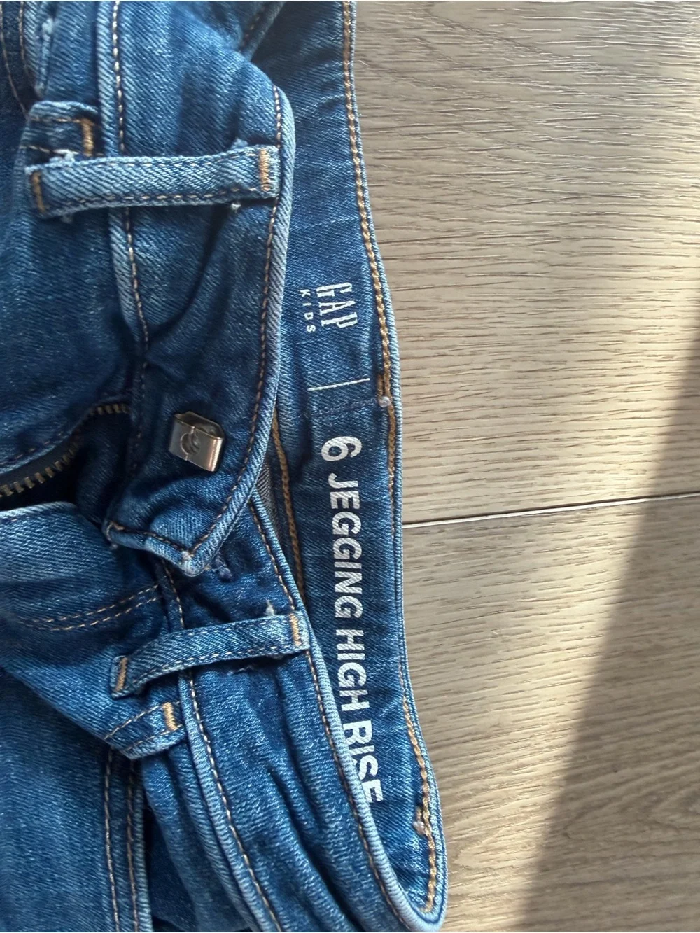 GAP KIDS Medium Blue Stretch Jeggings - Slim Fit
